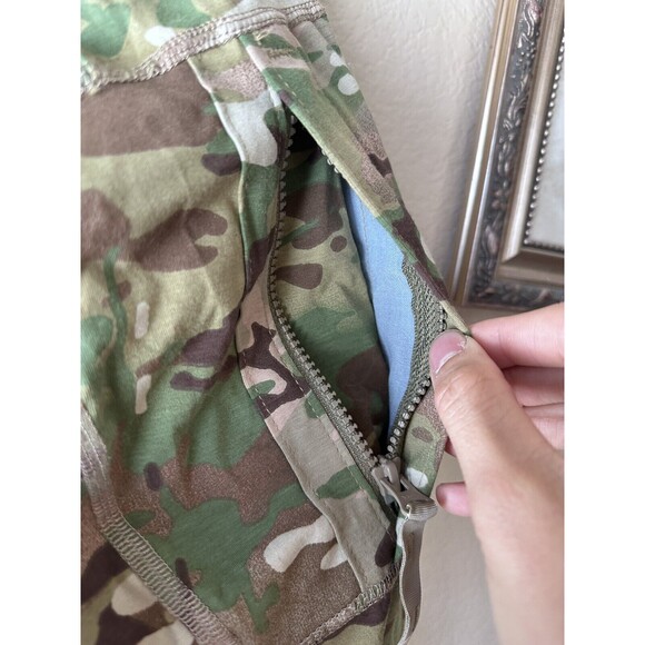 US Army Combat Camouflage Shirt Flame Resistant Multicam OCP Size Small - Picture 4 of 9
